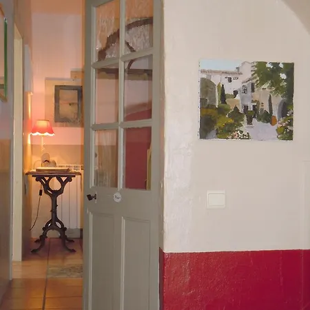 Bed & Breakfast Les Buis De Lussan 3*