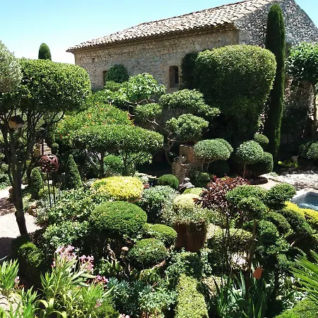 Bed & Breakfast Les Buis De Lussan 3*