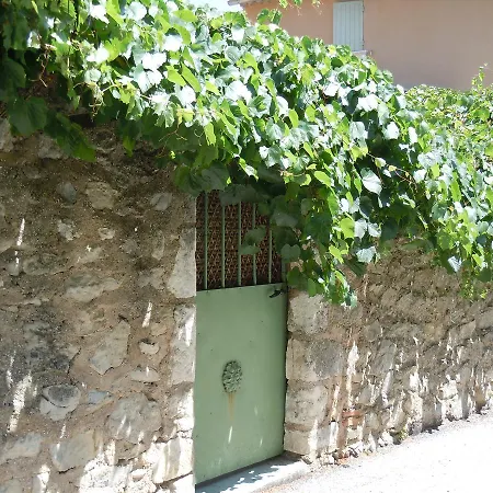 Les Buis De Lussan Lussan (Gard)