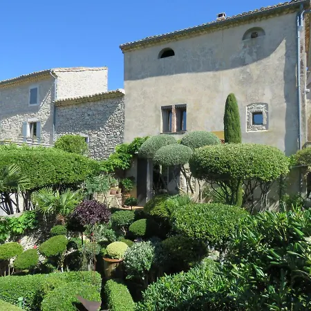 Les Buis De Lussan 3*